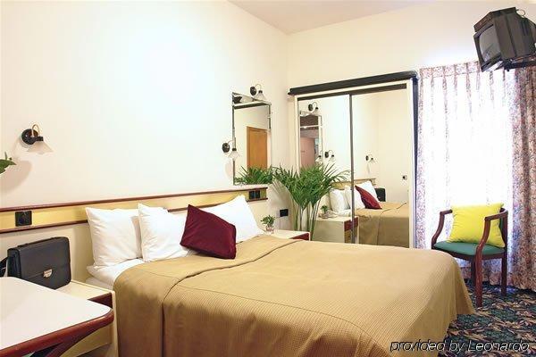 Mendeli Street Hotel By Prima Hotels - 18 Years Plus Tel Aviv Oda fotoğraf